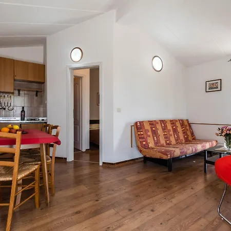 Perci Apartamento Krnica