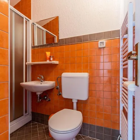 Perci * קרניצה